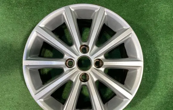 R16 alloy rim