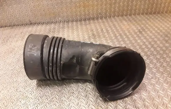 Mini One - Cooper Coupe R56 Air intake hose/pipe 7563812