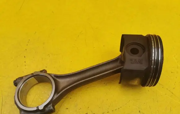 Volkswagen Tiguan Piston with connecting rod N091Y75B FMT