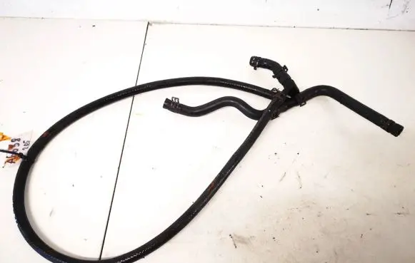 Chrysler Neon I Engine coolant pipe/hose