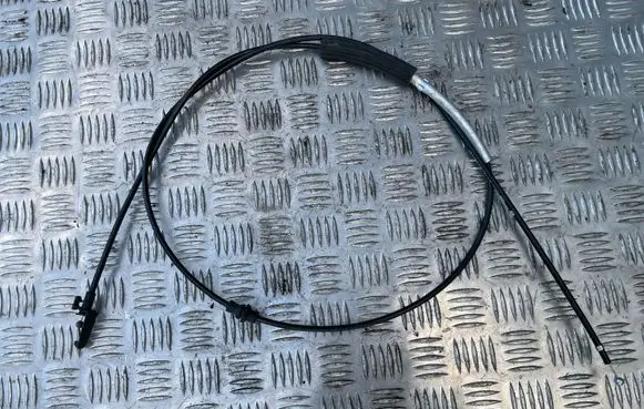 Engine bonnet/hood lock release cable