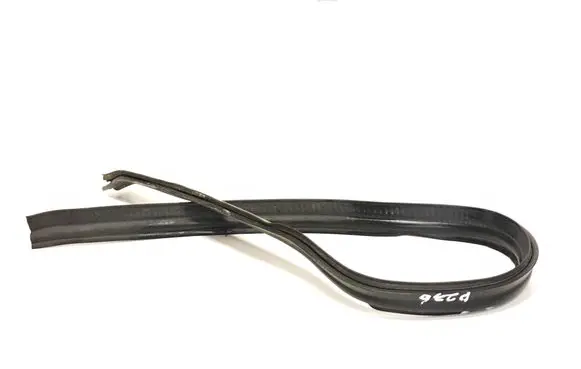 Mercedes-Benz ML W164 Engine compartment rubber 