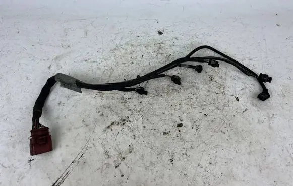Audi A4 S4 B8 8K Fuel injector wires 06E971627N