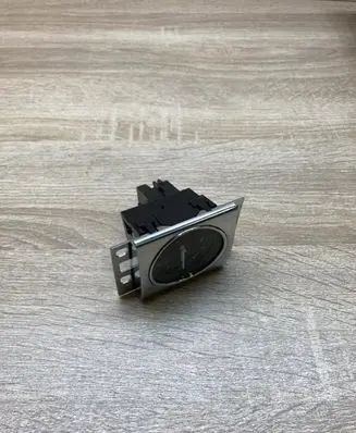 Volkswagen PASSAT B7 Clock 3AA919204