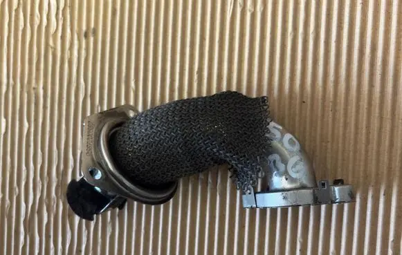 Ford Kuga II EGR valve line/pipe/hose 9687200880