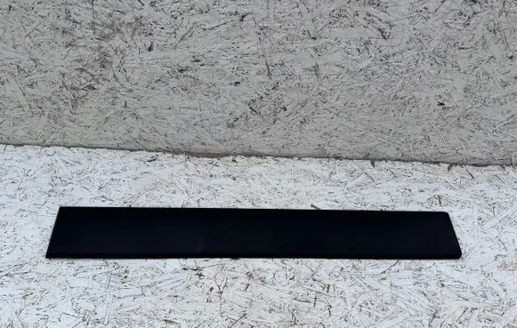 Front arch trim