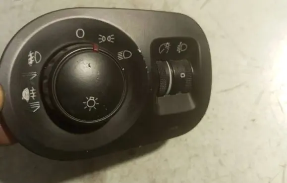 Seat Altea Light switch 5P1941431AG 04062506 3494