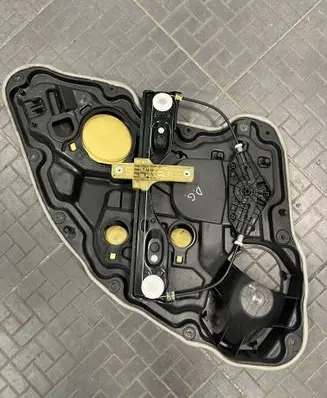 Jeep Cherokee Rear window lifting mechanism without motor 68227456AA C14234106 68227456A