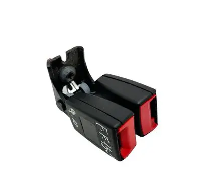 Ford Fusion II Middle seatbelt buckle (rear) P34199732CBL