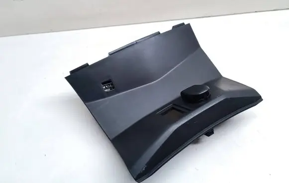 Nissan X-Trail T32 Panel trim 681044CC0A
