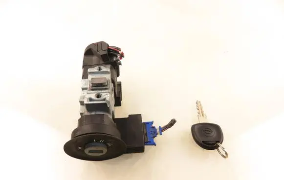 Opel Corsa B Ignition lock 26034040 26034041