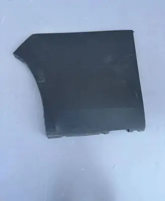 Rear fender molding trim