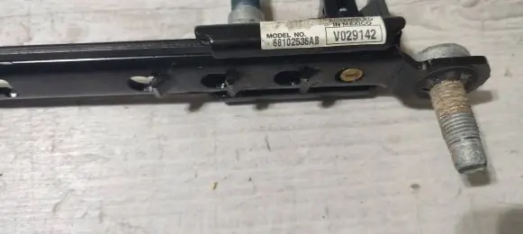 Jeep Cherokee Seat belt adjustment rail 68102536AB V029142