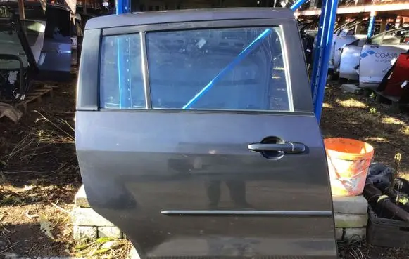 Mazda 5 Side sliding door 