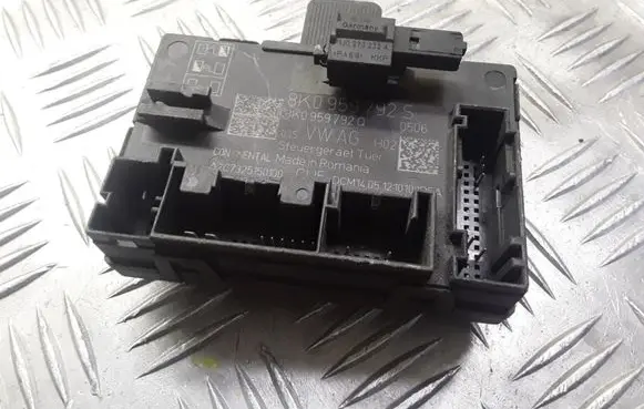 Audi A4 S4 B8 8K Door control unit/module 8K0959792S 8K0959792Q A2C7325150100