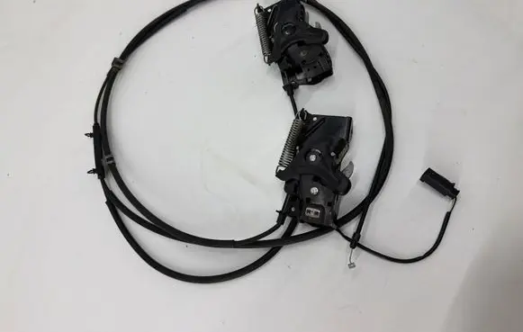 BMW 1 F20 F21 Engine bonnet/hood lock/catch 7242549