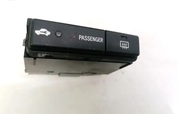 Toyota Avensis T250 Windscreen/window heater switch 8479005110 84790-05110