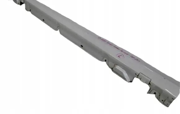 Mercedes-Benz C W205 Sill A2056902540