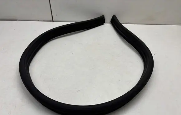 Audi Q3 8U Engine compartment rubber 8U0823723A