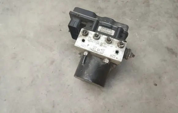 Audi A1 ABS Pump 6R0614517AM 0265239062 6R0907379BB
