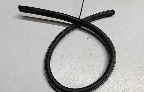 Mini Cooper F57 Front door rubber seal 2158484