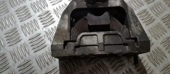 Volkswagen Golf IV Engine mount bracket 1j0199262bf