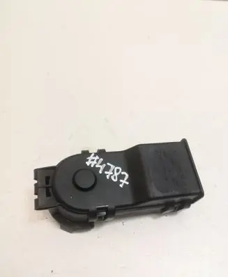 Mercedes-Benz C W204 Battery box tray cover/lid A2049820302