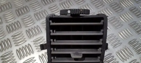 SsangYong Rodius Dashboard side air vent grill/cover trim 645672100 64567-2100