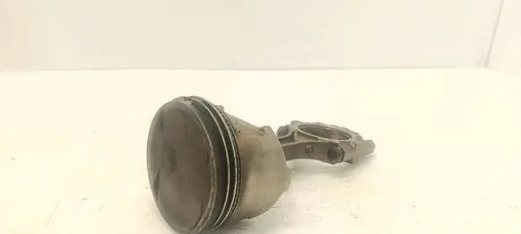 Mitsubishi 3000 GT Piston with connecting rod