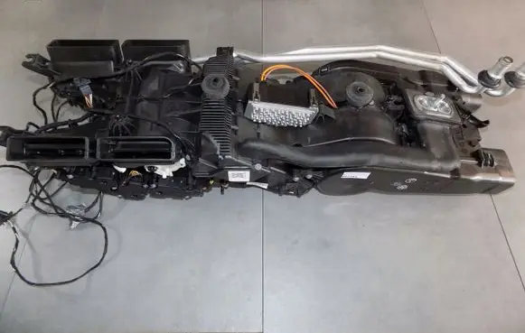 Audi A8 S8 D4 4H Interior heater climate box assembly 4H0820004C