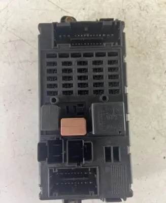 Iveco Daily 4th gen Fuse module 69500771 554953020100 9500771