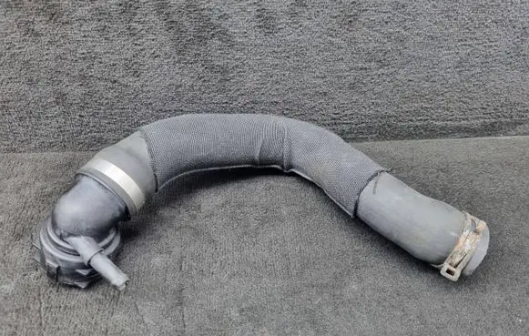 Audi A6 S6 C6 4F Engine coolant pipe/hose 4F0121055AC