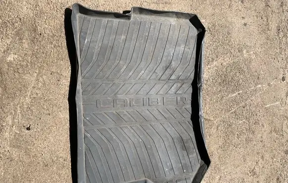 Dodge Caliber Rubber trunk/boot mat liner 