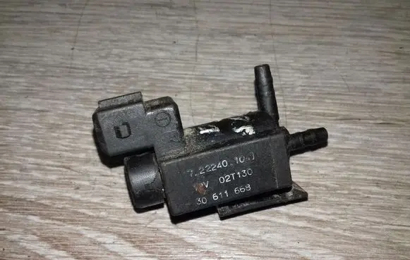 Volvo V70 Vacuum valve 72224010 30611668
