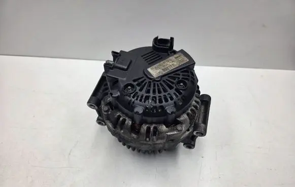 Mercedes-Benz E W212 Generator/alternator A6421540402 6421540402