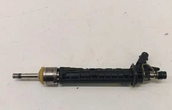 Mercedes-Benz C W206 Fuel injector A2540701500