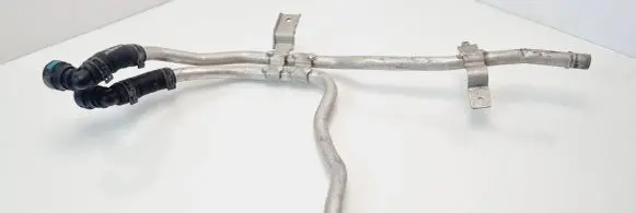 Jaguar XF X250 Engine coolant pipe/hose 9X2318C553AC