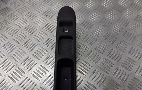 Peugeot 307 Quarter vent window switch BRAK
