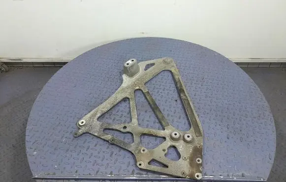 BMW M4 F82 F83 Front underbody cover/under tray 9504174