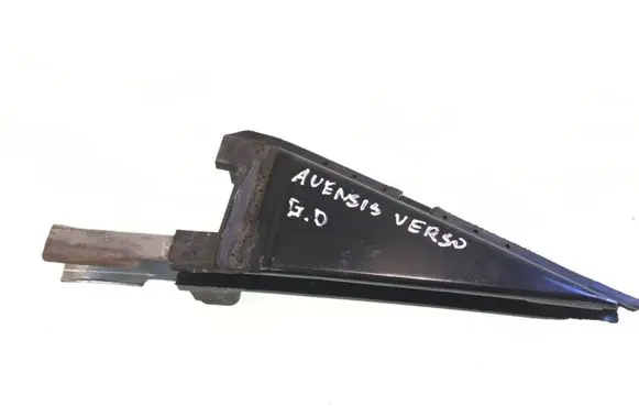 Toyota Avensis Verso Other rear door trim element 6748744040