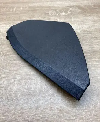 Mercedes-Benz E W211 Dashboard side end trim 2116800378 T0013783