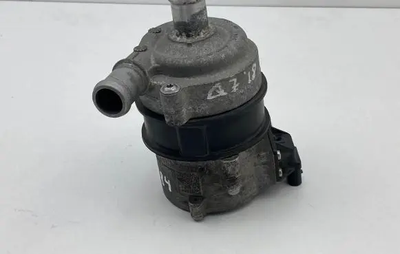Audi Q7 4M Electric auxiliary coolant/water pump 4M0965567A 1J0965567A