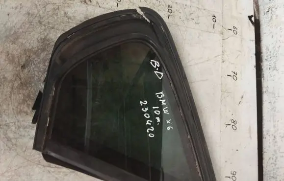 BMW X6 E71 Rear side window 43r000262