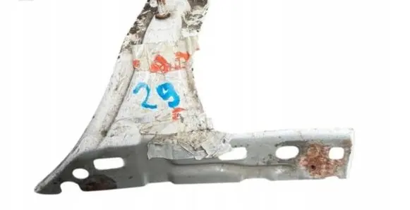 Volkswagen Caddy Fender mounting bracket 1T0821135C