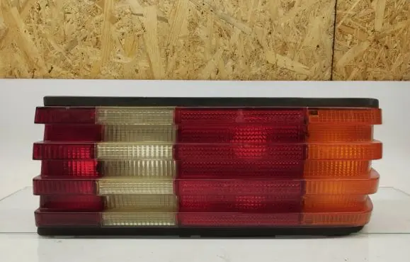 Mercedes-Benz S W126 Rear/tail lights 1268200864 1268201064