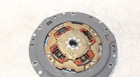Toyota Auris E180 Clutch pressure plate 6J132975