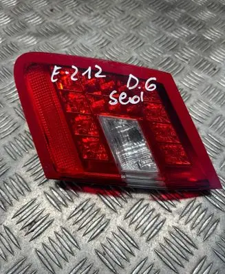 Mercedes-Benz E W212 Tailgate rear/tail lights A2129060258 483522 778002