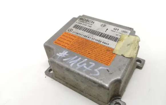 Mercedes-Benz E W211 Airbag control unit/module 2118701185 0285010146