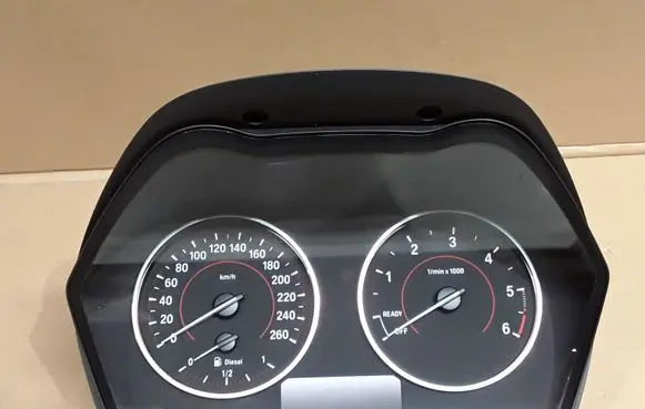 BMW 1 F20 F21 Speedometer (instrument cluster) 9287467 9232891