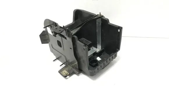 Battery tray